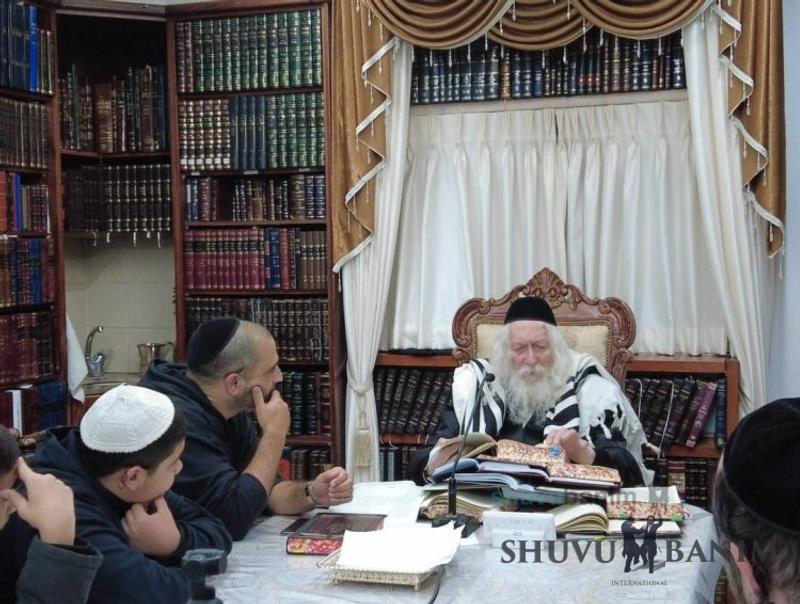 שיעור לתושבי אריאל במעונו של הגה"צ רבי אליעזר ברלנד שליט"א