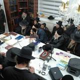 שיעור לכולל שובו בנים בני ברק במעונו של מורינו הרב אליעזר ברלנד שליט"א