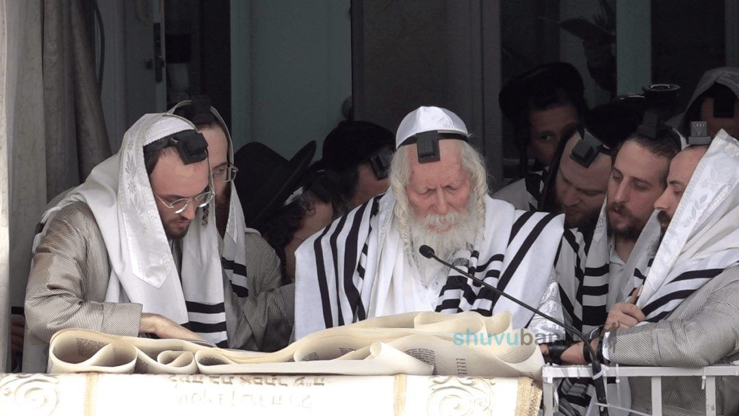 "וְנַהֲפוֹךְ הוּא, אֲשֶׁר יִשְׁלְטוּ הַיְּהוּדִים" • תיעוד נרחב מתפילת שחרית וקריאת המגילה יום הפורים