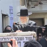 מורינו הרב שליט"א מספיד בלוויית לאה יוכבד זינגר ע"ה