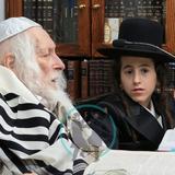 שמחת בר המצווה לנין מורנו הרב אליעזר ברלנד שליט"א: "אם אתה מוריד את הראש — אתה תהיה קדוש"