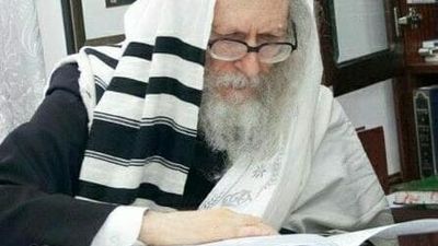 נדיר ומיוחד: הצצה מרתקת ובלעדית אל ביתו נאווה קודש של מורינו הרב אליעזר ברלנד שליט"א