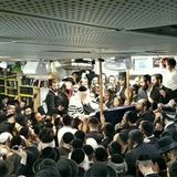 "בגלל שרקדה בחתונות אי אפשר לגעת בה" - דברי הגה"צ הרב אליעזר ברלנד שליט"א: צפו