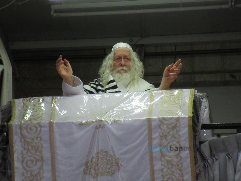 כי יצפנני בסוכו • סיקור חג סוכות בצילו של הגה"צ רבי אליעזר ברלנד שליט"א