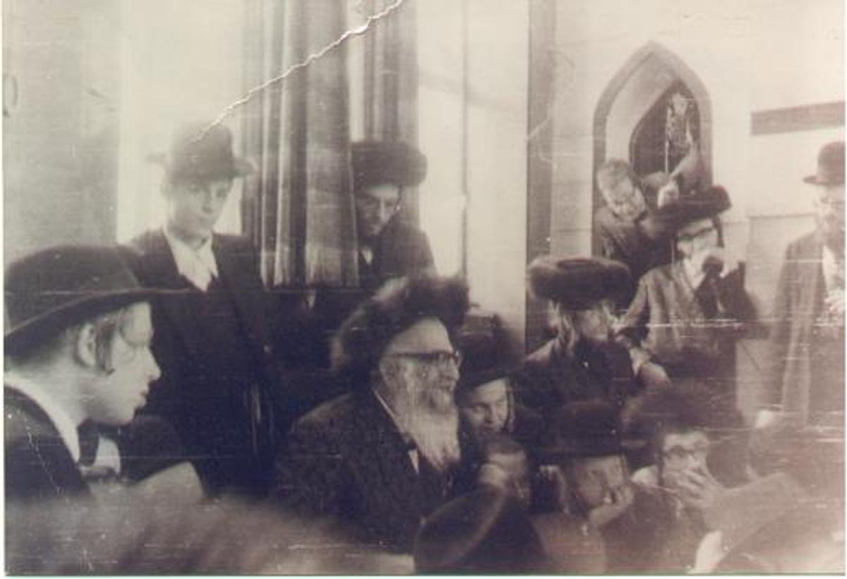 האיש שהציל את ברסלב — מורנו הרב על רבו, רבי לוי יצחק בנדר זצוק"ל