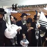 מרגש: תפילה לומר בזמן שהתינוק בוכה בברית מאת הגה"צ הרב אליעזר ברלנד שליט"א