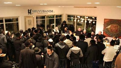 הגה"צ הרב אליעזר ברלנד בחוג בית ברעננה, יום א' פרשת בשלח - גלריית תמונות