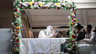 כל מי שהיה בשבועות בשובו בנים זכה לראות את הקולות והברקים • שיעור חג השבועות מהגה"צ רבי אליעזר ברלנד שליט"א