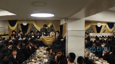 "בִּזְכוּת הַתּוֹרָה וְלוֹמְדֶיהָ" • מעמד כבוד התורה וחלוקת תעודות בישיבת נחלי התורה