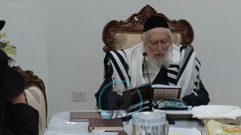 מורנו הרב ברלנד שליט"א בעת השיעור