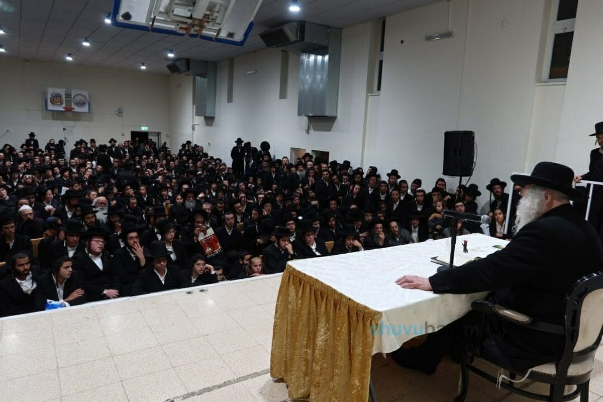 ומנותר קנקנים • כנס חנוכה וסיום הש"ס השנתי לבחורי חבורת בני הנעורים דק"ק שובו בנים