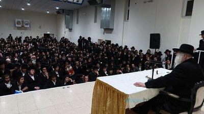 ומנותר קנקנים • כנס חנוכה וסיום הש"ס השנתי לבחורי חבורת בני הנעורים דק"ק שובו בנים