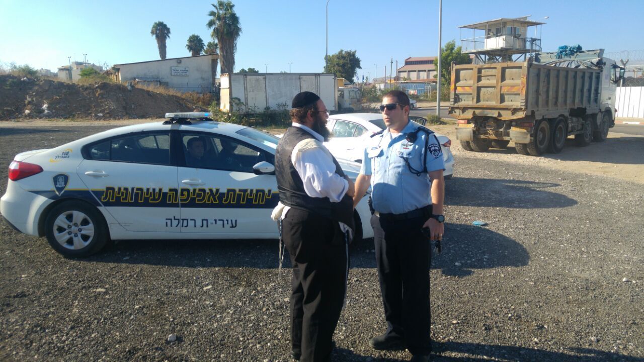 "יש פה רדיפה נגד הדת" ראיון עם אהרן שוורץ קמב"ץ שובו בנים ברדיו קול ברמה יום ראשון 24/7/2016