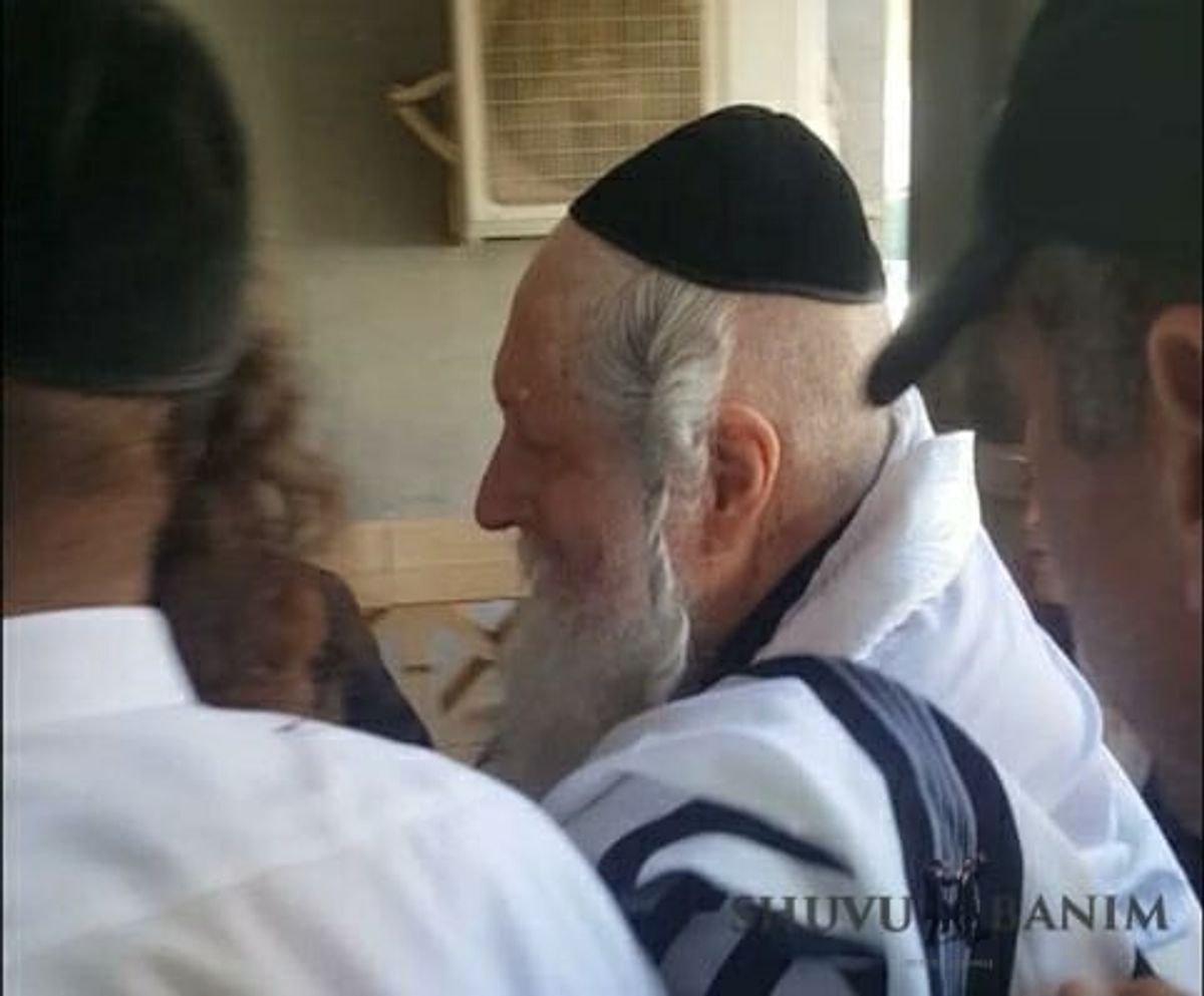 התרגשות גדולה באשדוד עם הגה"צ הרב אליעזר ברלנד שליט"א: צפו - גלריית תמונות