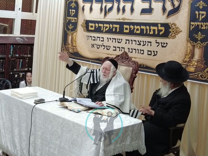 מורנו הרב אליעזר ברלנד שליט"א בשירה בסיום השיעור