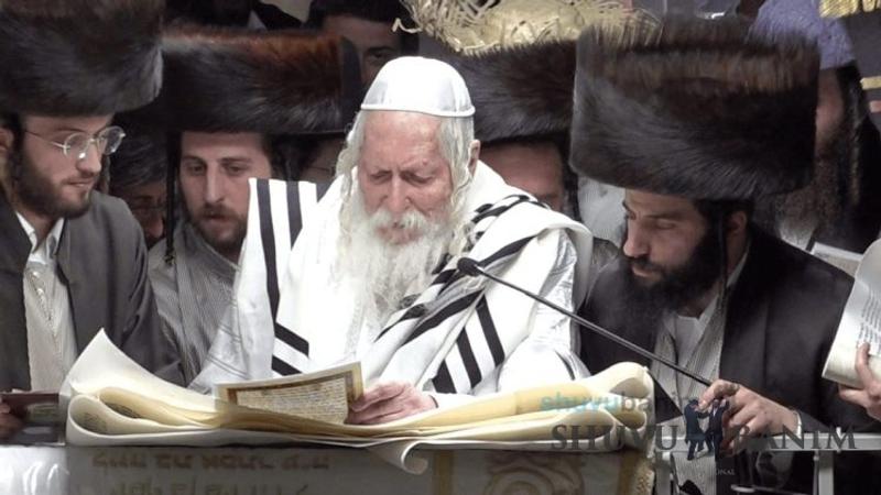 וְנַחְתּוֹם בְּטַבַּעַת הַמֶּלֶךְ אֵין לְהָשִׁיב • תפילת ערבית וקריאת המגילה ליל