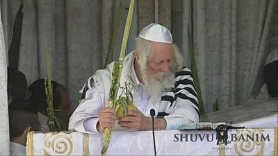 Five and a Half Hours of Prayer on Hoshana Rabbah with Rabbi Eliezer Berland Shlit”a