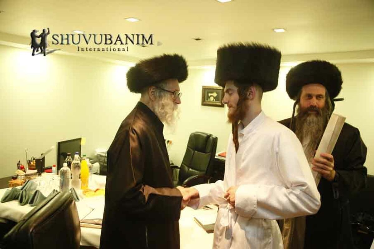 האזינו: על המטוס בדרך לאומן - דברי הרב שטרן אודות הנסיעה הקדושה לציון רבי נחמן