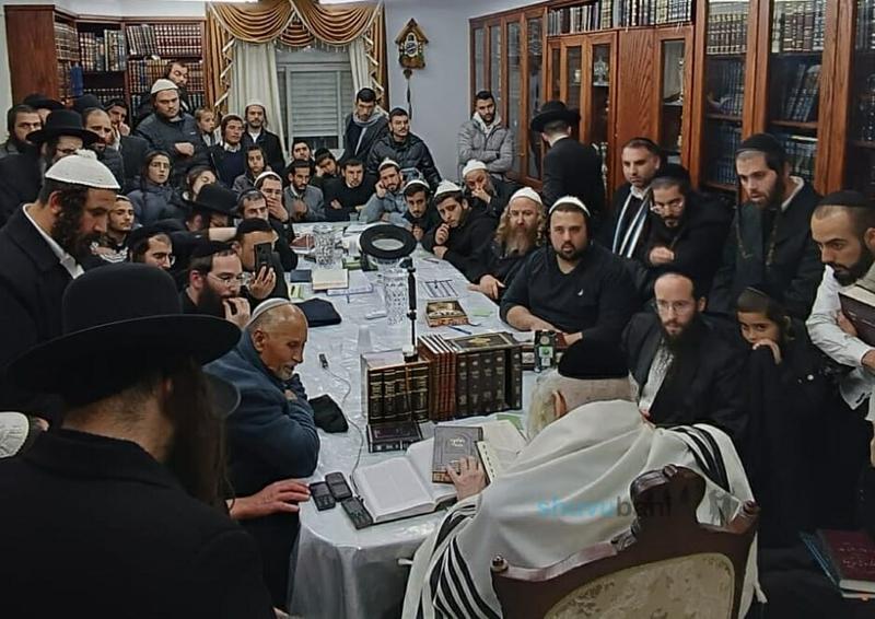 ליל י"ט אדר ב' - שיעור לתושבי קרית גת בבית הגה"צ רבי אליעזר ברלנד שליט"א