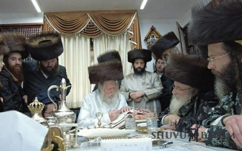 "לְהוֹדִיעַ..." ‏•‏ משתה היין במעון קודשו של הגה"צ רבי אליעזר ברלנד שליט"א