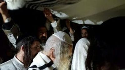 Wedding now with Rav Eliezer Berland Shlit"a