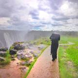 "וּבַנְּהָרוֹת לֹא יִשְׁטְפוּךָ"