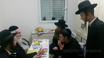 "כי מי שמאמין בצדיק לא יכול לקרות לו כלום" - מסע הקודש של הגה"צ הרב אליעזר ברלנד שליט"א באשדוד וקרית עקרון