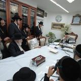 שיעור לכולל 'מגיני ארץ' במעונו של הגה"צ רבי אליעזר ברלנד שליט"א