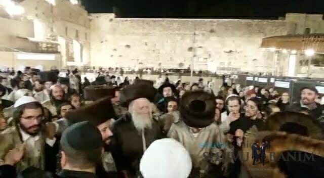"And There We Will Ascend and Appear..." -- Rav Eliezer Berland Ascends to Kotel with Hundreds of Students