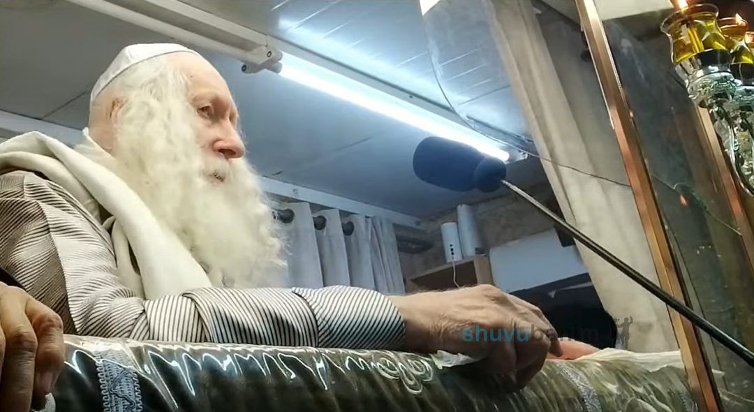 סדר הדלקת נרות חנוכה ותפילה לנר חמישי מהגה"צ רבי אליעזר ברלנד שליט"א