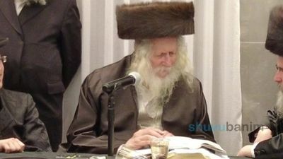 "קול רינה וישועה באוהלי צדיקים" - שמחת אירוסי נכד הגה"צ רבי אליעזר ברלנד שליט"א - גלריית תמונות