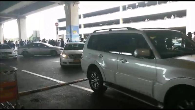 Rav Eliezer Berland shlit"a from take off in Johannesburg  to landing in Israel