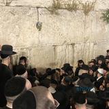 וְשִׂמַּחְתִּים בְּבֵית תְּפִלָּתִי  • הגה"צ רבי אליעזר ברלנד שליט"א עלה לרגל יחד עם מאות מחסידיו  • גלריית תמונות