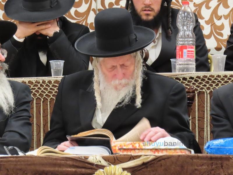 וְאֶזְכֶּה לִלְמֹד תּוֹרָה בְּחֵשֶׁק עָצוּם וְנִפְלָא • תפילות ללימוד מכל חלקי