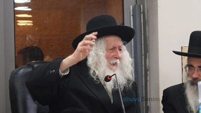 חנוכת הבית - הגה"צ רבי אליעזר ברלנד שליט"א הגיע לחנוך את משכנה החדש של ישיבת 'ברסלב חכמה ודעת' • גלריית תמונות