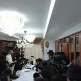 שיעור למתפללי בית הכנסת 'היכל הגוונים המשתנים' בעיר בית"ר עילית במעונו של הגה"צ רבי אליעזר ברלנד שליט"א