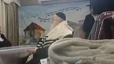 זֶה יְנַחֲמֵנוּ • הגה"צ רבי אליעזר ברלנד שליט"א בניחום אבלים למשפחת וזאנה השכולה מהתאונה הקטלנית