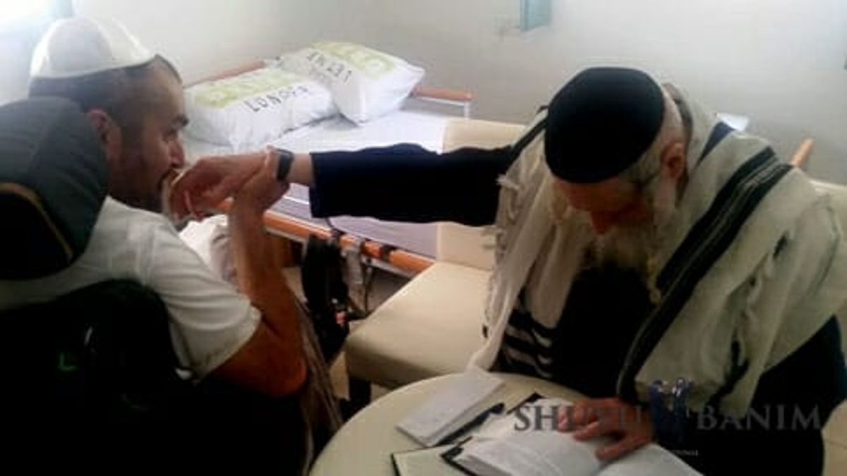 מדברי הגה"צ הרב אליעזר ברלנד שליט"א - המראות ממסעות הקודש של הצדיק