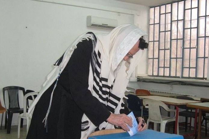 "זה לא בחירות, זה מלחמה על החיים ועל המוות" – הגה"צ רבי אליעזר ברלנד שליט"א על חובת ההצבעה