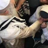 ארבע שנים לפטירתו של 'החלבן' קווים לדמותו ותפילה מהגה"צ רבי אליעזר ברלנד שליט"א לומר על קברו