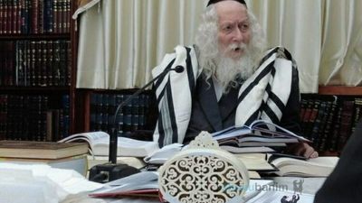 Supporters of the Beit Midrash in Shiur at Home of Rabbi Eliezer Berland Shlit”a