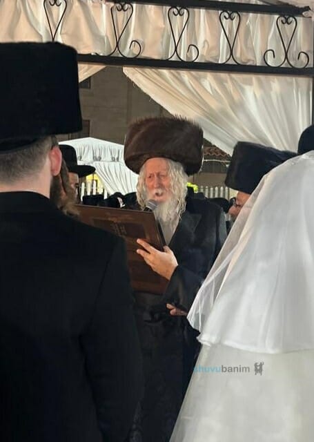 קול ששון וקול שמחה -  הגה"צ רבי אליעזר ברלנד שליט"א השתתף בשמחת נישואי משפחתו בעיר בני ברק