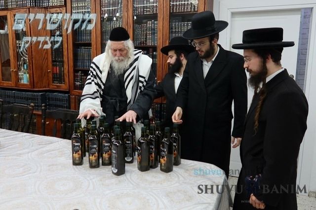 Preparation for “Hitachdut HaAvreichim” Convention at Home of Rav Berland Shlit”a