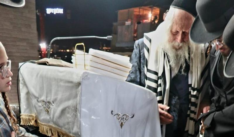 וְתַשְׁלִיךְ בִּמְצוּלוֹת יָם • תשליך עם הגה"צ רבי אליעזר ברלנד שליט"א