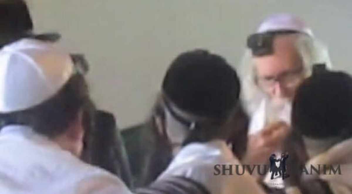 פורים בזימבבואה עם הגה"צ הרב אליעזר ברלנד שליט"א