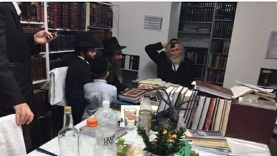 הרב שלמה עופר בביקור אצל הגה"צ הרב אליעזר ברלנד שליט"א