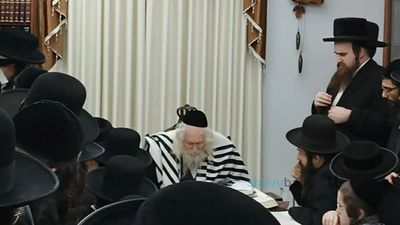 שיעור בבית הגה"צ רבי אליעזר ברלנד שליט"א לאברכי 'מוסדות קבר רחל'