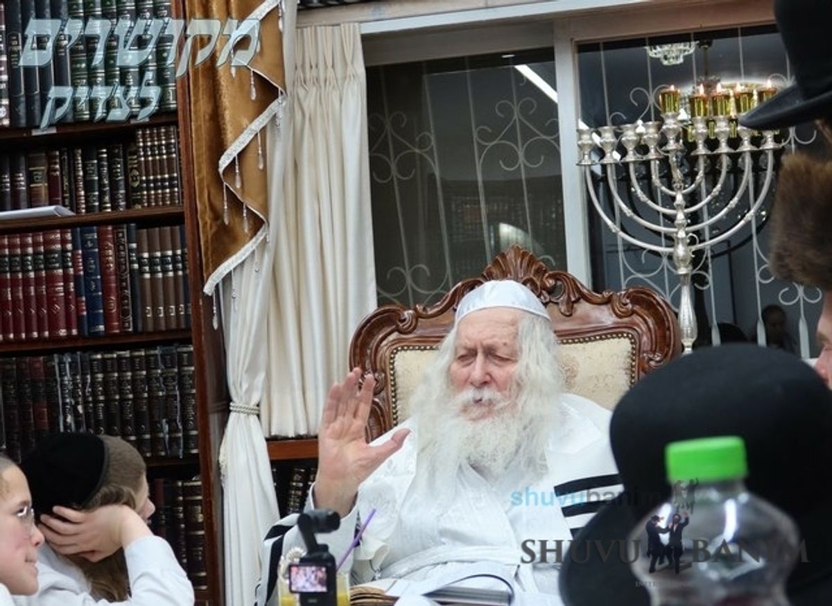 שִׁיר וּרְנָנִים • תיעוד ממלווה מלכה והדלקת הנר הרביעי מוצאי שבת חנוכה בקודש פנימה