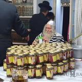 שי מיוחד למאות התומכים הקבועים בהחזקת בית הכנסת של הרב ברלנד שליט"א