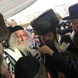 "הַצַּדִּיק מַפִּיל אֶת הַסִּטְרָא אַחֲרָא כְּלֹא הָיָה" - דברי הגה"צ הרב אליעזר ברלנד שליט"א ומראות החתונה של יצחק שטרן שיחי'